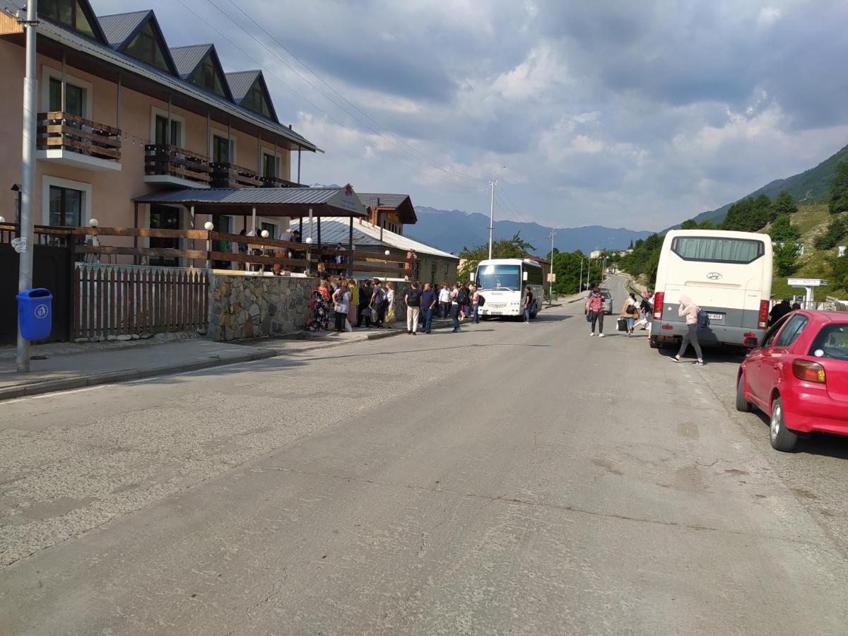 Hotel White Mountains • Თეთრი Მთები Mestia Esterno foto